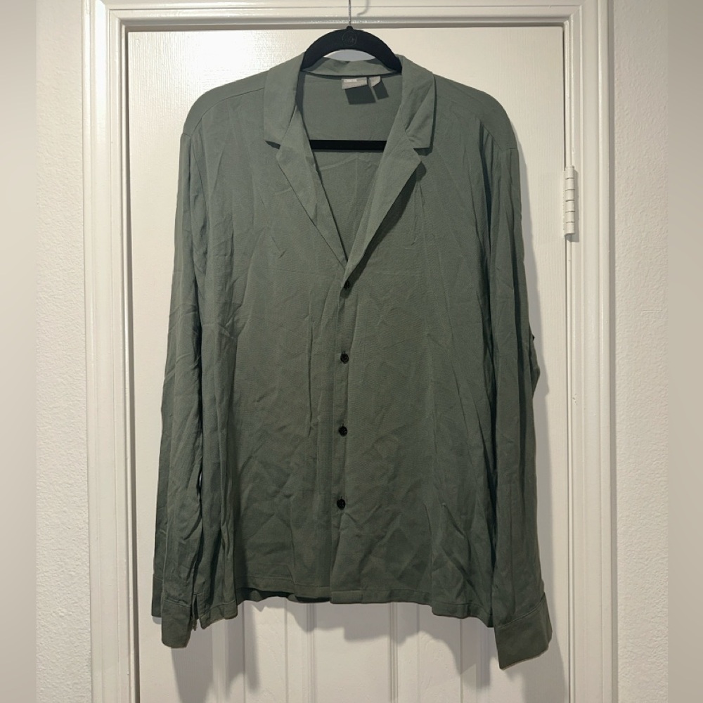 ASOS Designs - Men’s Khaki Green Cuban Collar Button Down Shirt (Size S)